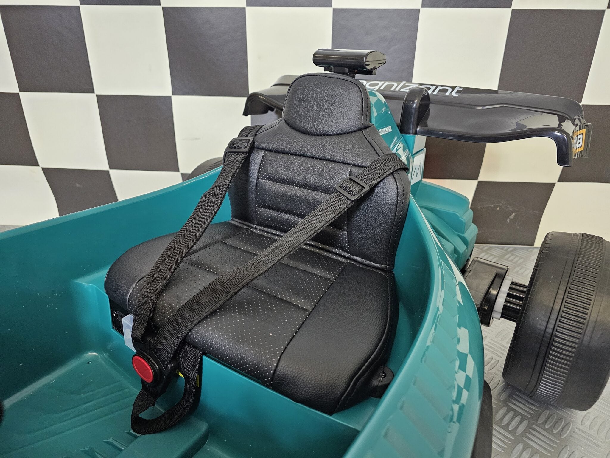 Voiture électrique enfant Aston Martin Formula 1 24 V – Racing Star Pro – vue 11