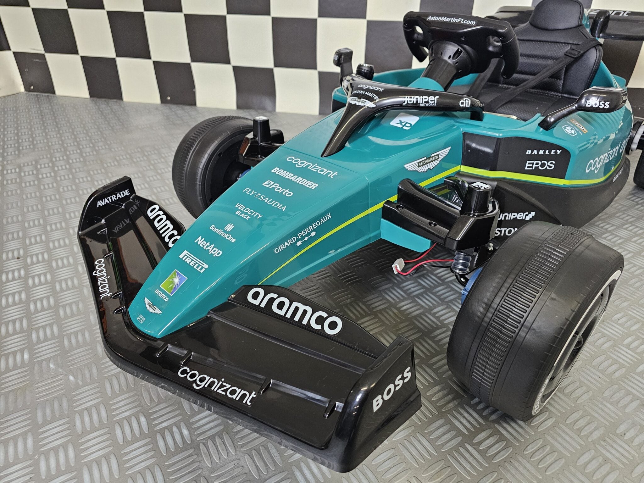Voiture électrique enfant Aston Martin Formula 1 24 V – Racing Star Pro – vue 7