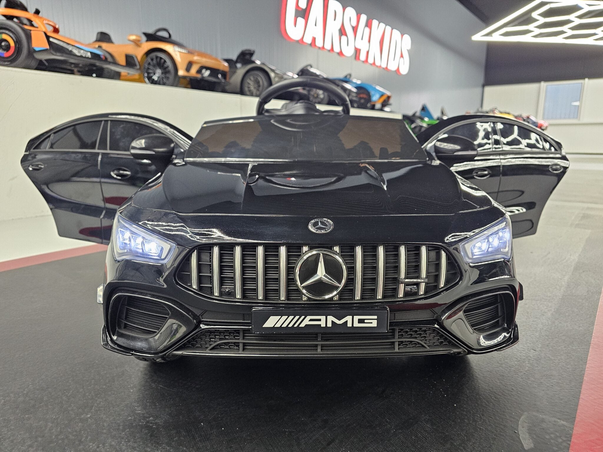 Voiture électrique enfant Mercedes CLA 45 noir métallisé – Urban Rider – vue 2