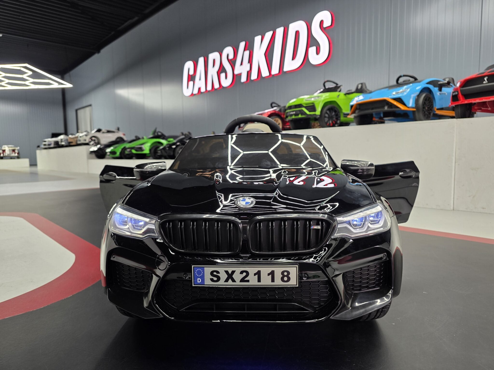 Voiture électrique enfant BMW M5 24 V noir métallisé – Urban Rider Pro – vue 2