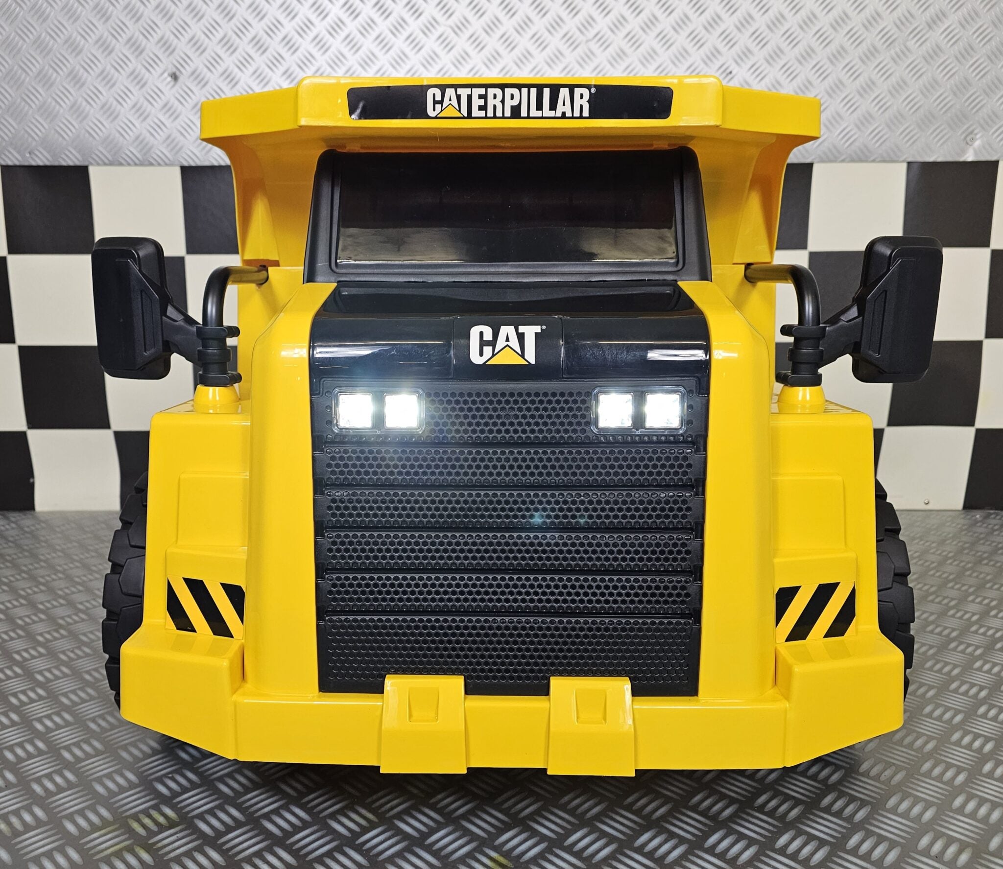 Véhicule électrique enfant Caterpillar dump truck 12 V – Adventure Rider – vue 3