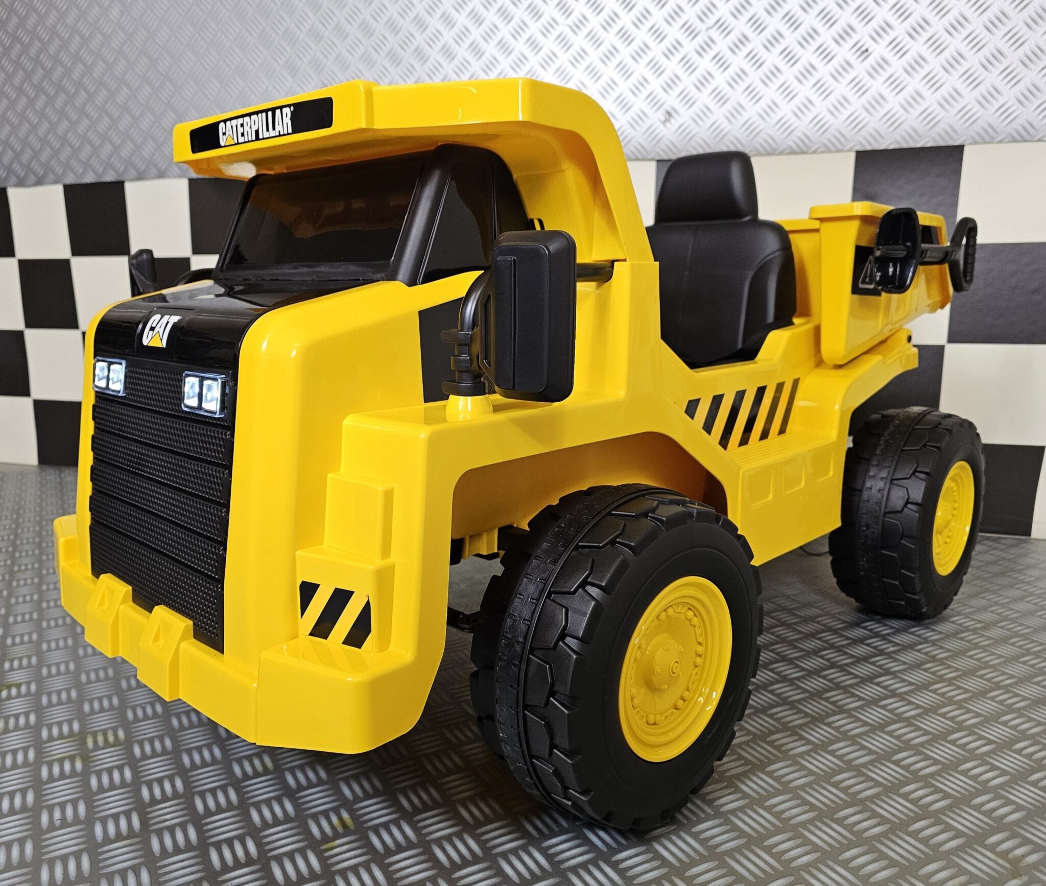Véhicule électrique enfant Caterpillar dump truck 12 V – Adventure Rider – vue 2