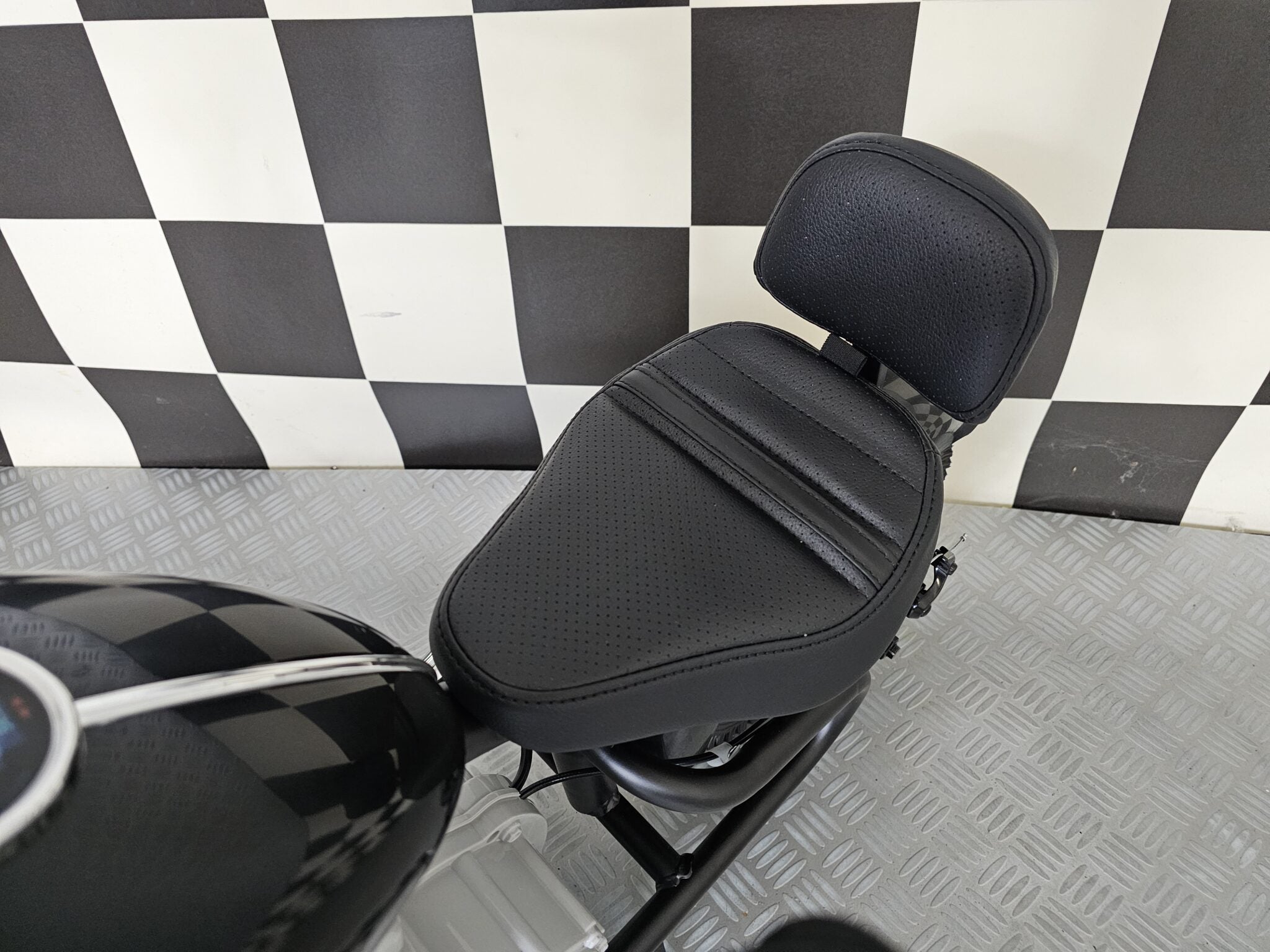 Véhicule électrique enfant Chopper 24 V noir – Street Rider Pro – vue 9
