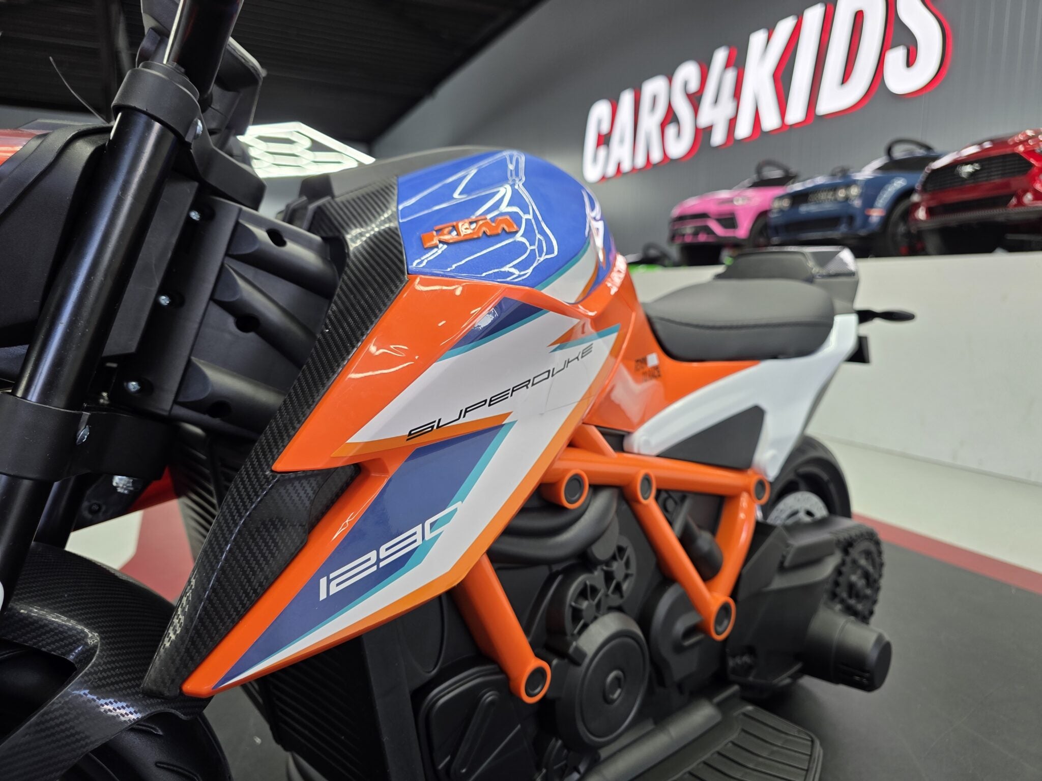 Moto électrique enfant KTM 1290 Superduke 12 V – Street Rider – vue 7