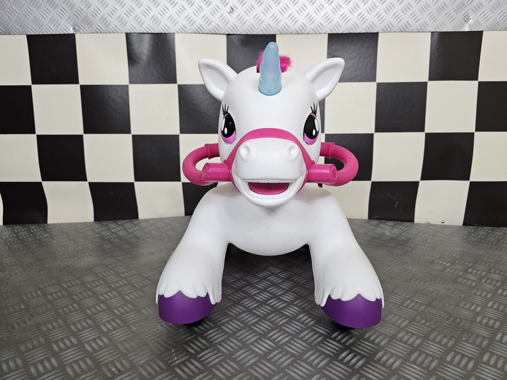 Véhicule électrique enfant Pony unicorn 12 V – Urban Rider – vue 4