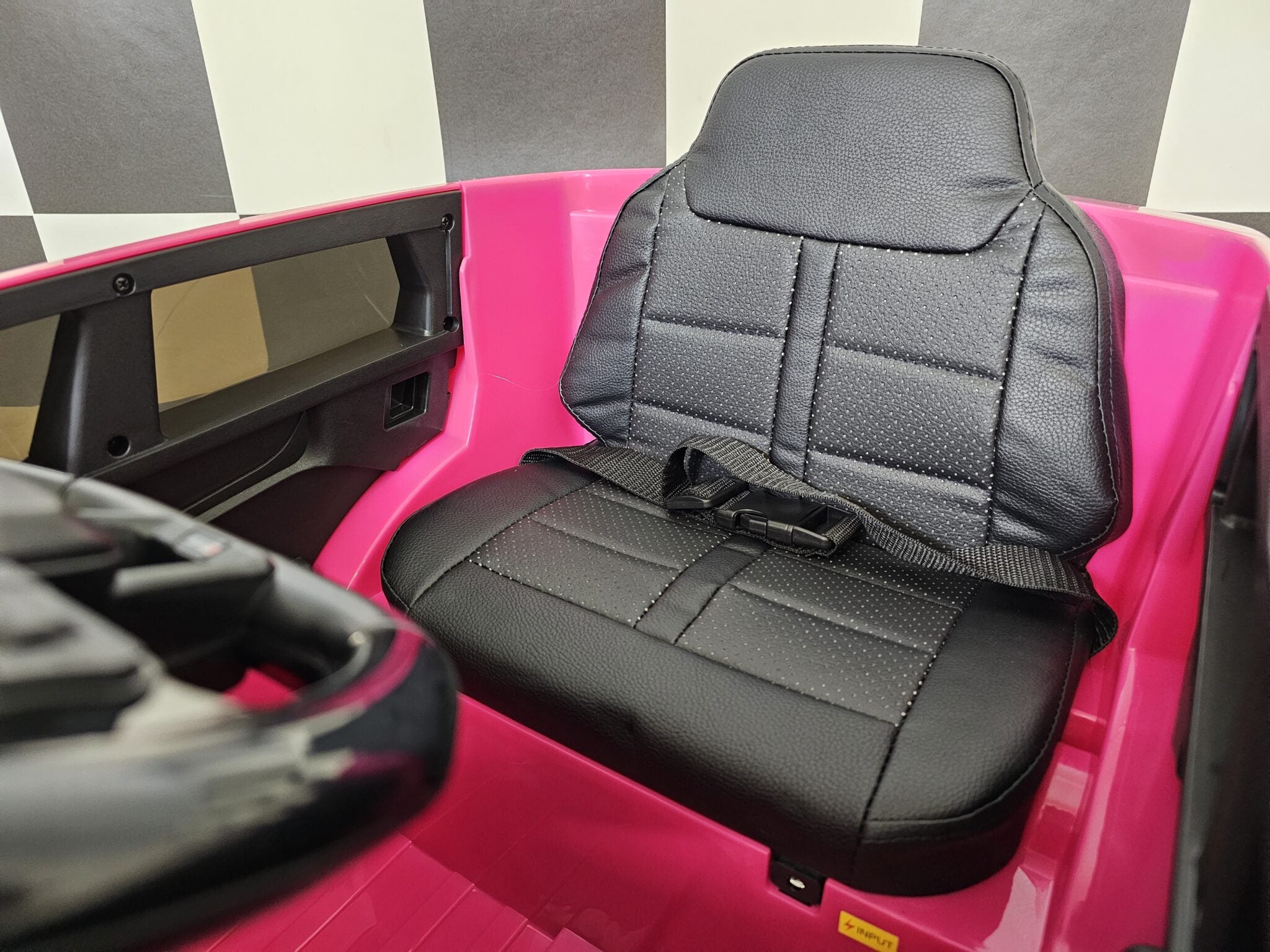 Voiture électrique enfant Audi RS6 12 V rose – Racing Star – vue 10