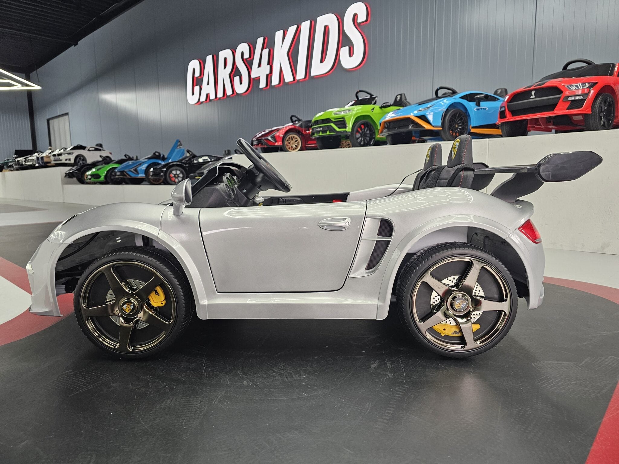 Voiture électrique enfant Porsche RUF 24 V argent métallisé – Urban Rider Pro – vue 3