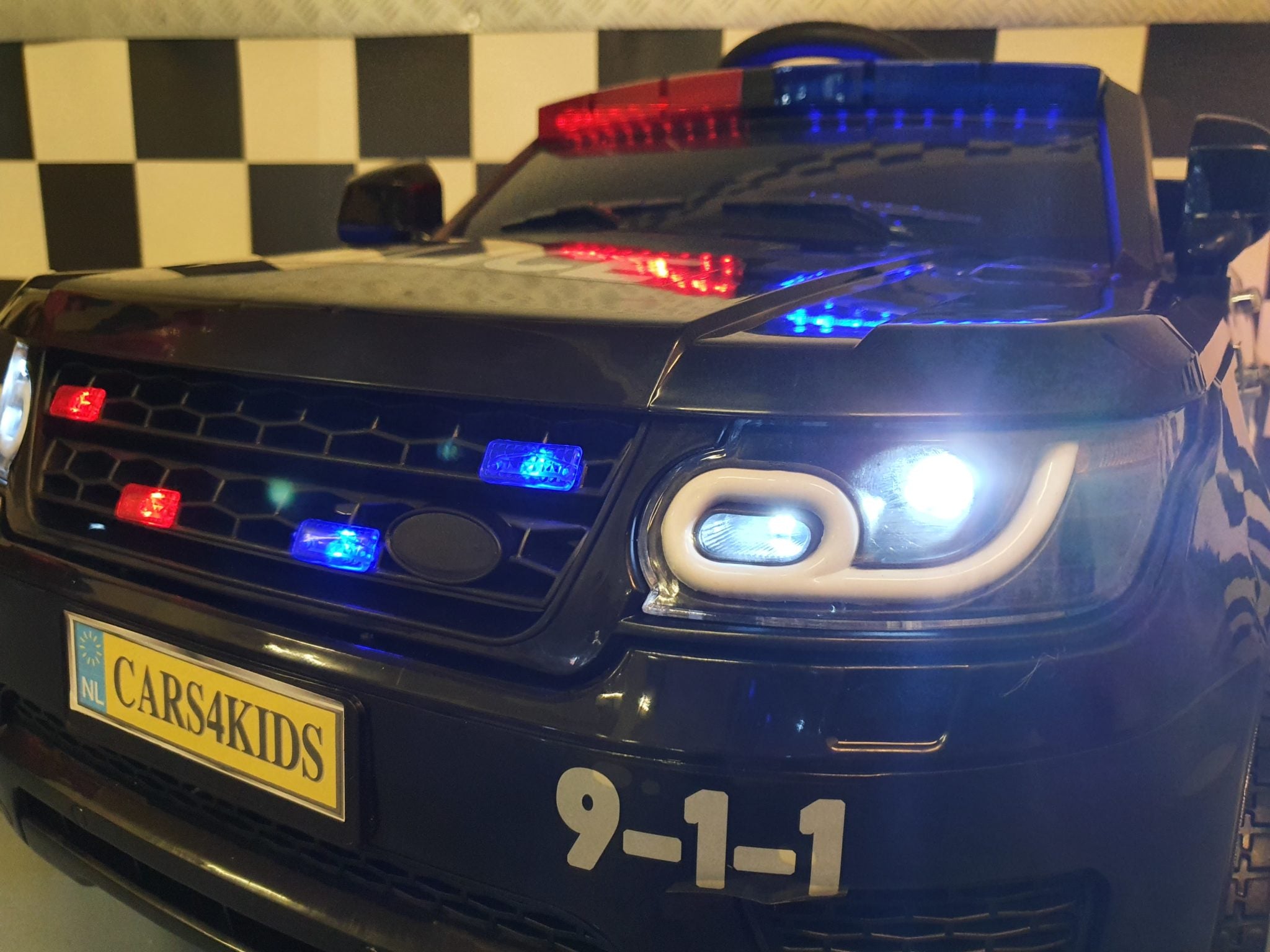 Voiture électrique enfant Police jeep 12V avec télécommande – Urban Patrol – vue 6