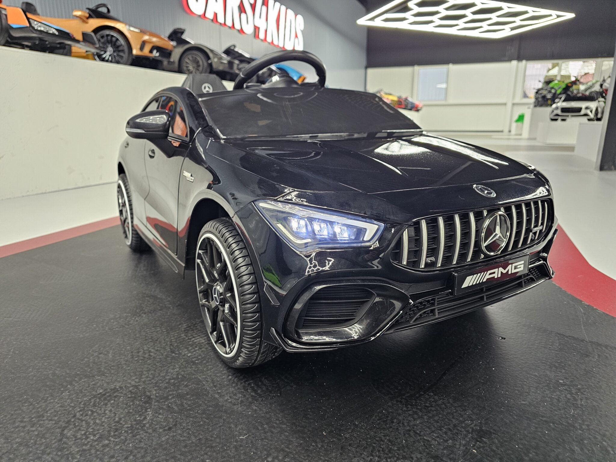 Voiture électrique enfant Mercedes CLA 45 noir métallisé – Urban Rider