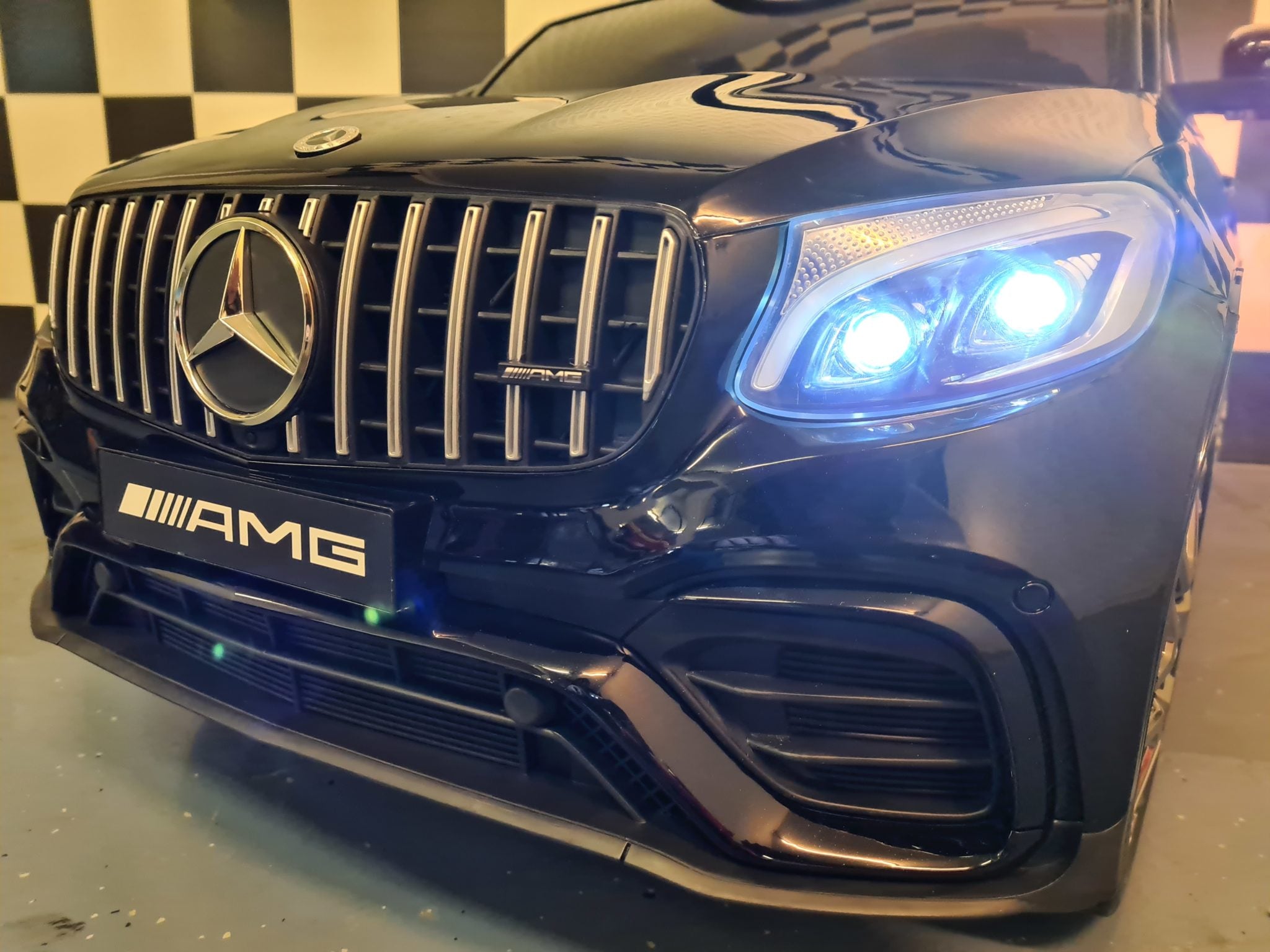 Voiture électrique enfant Mercedes GLC 63 AMG 1 place noir métallisé – Adventure Rider – vue 7