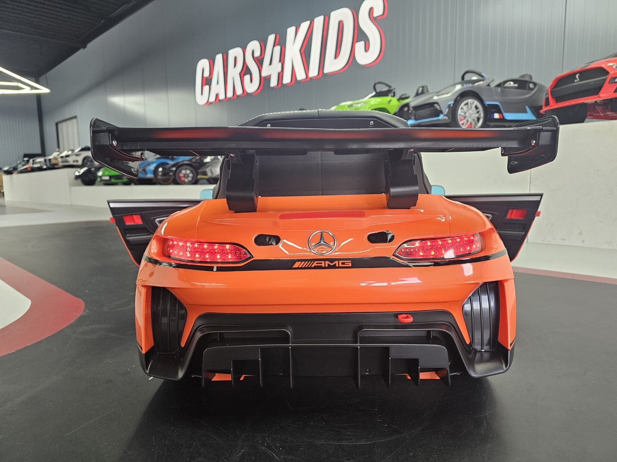 Voiture électrique enfant Mercedes GT3 AMG 12 V – Racing Star – vue 5