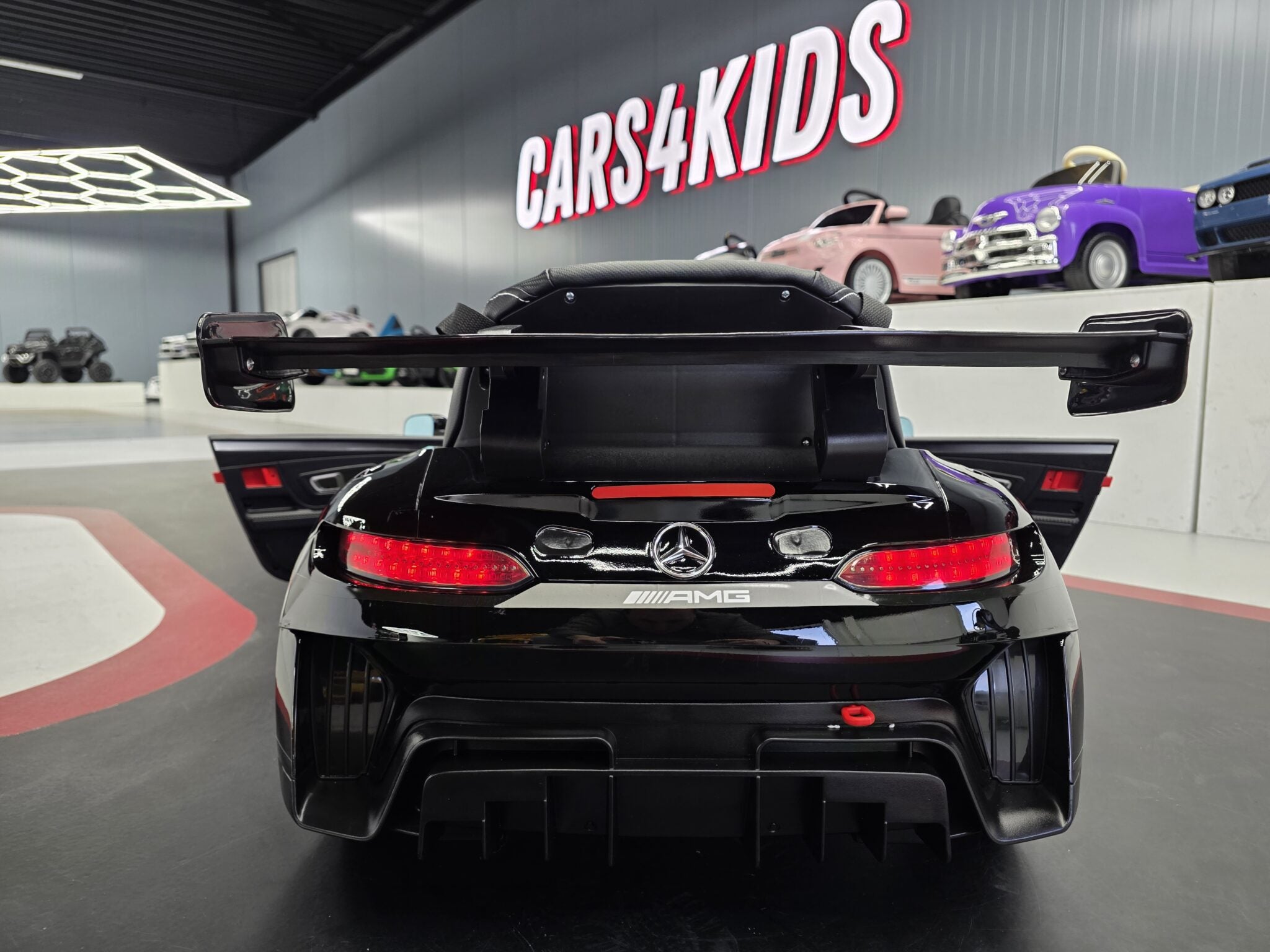 Voiture électrique enfant Mercedes GT3 AMG noir métallisé – Racing Star – vue 5