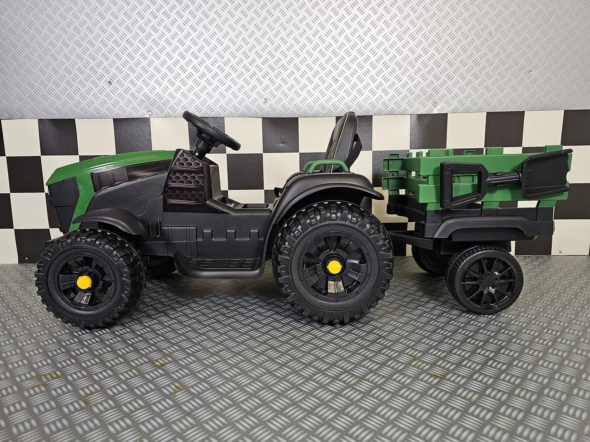 Tracteur électrique enfant Farmer 12 V vert avec télécommande – Little Farmer – vue 4