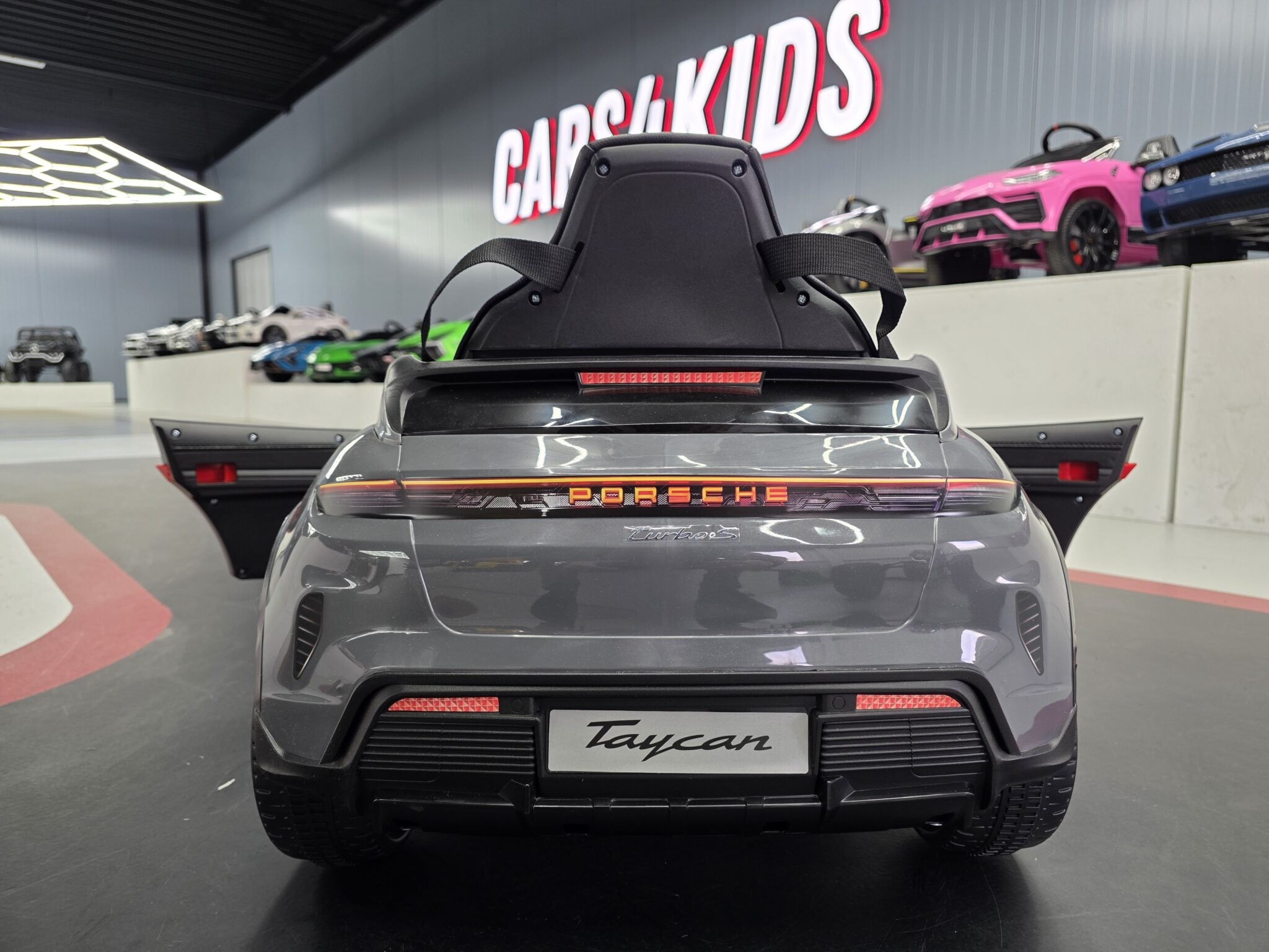 Voiture électrique enfant Porsche Taycan 1 place 12 V gris – Racing Star – vue 5