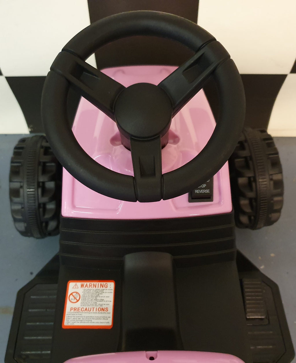 Tracteur électrique enfant rose 6 V – Mini Farmer – vue 6
