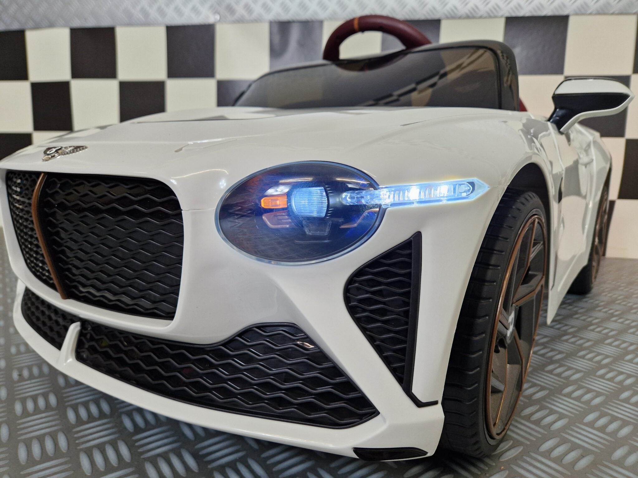 Voiture électrique enfant Bentley Bacalar 12 V – Royal Drive – vue 7