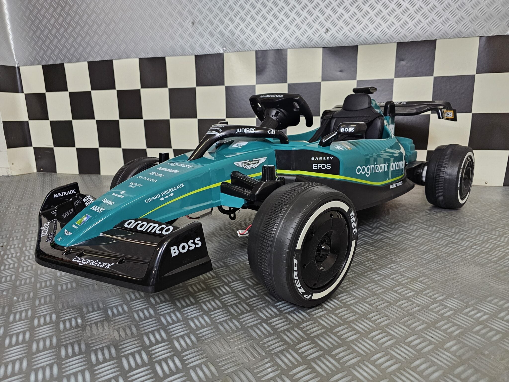 Voiture électrique enfant Aston Martin Formula 1 24 V – Racing Star Pro – vue 2