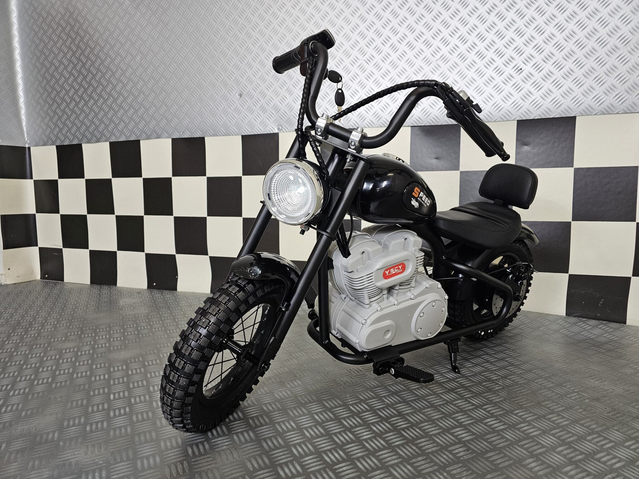 Véhicule électrique enfant Chopper 24 V noir – Street Rider Pro – vue 3