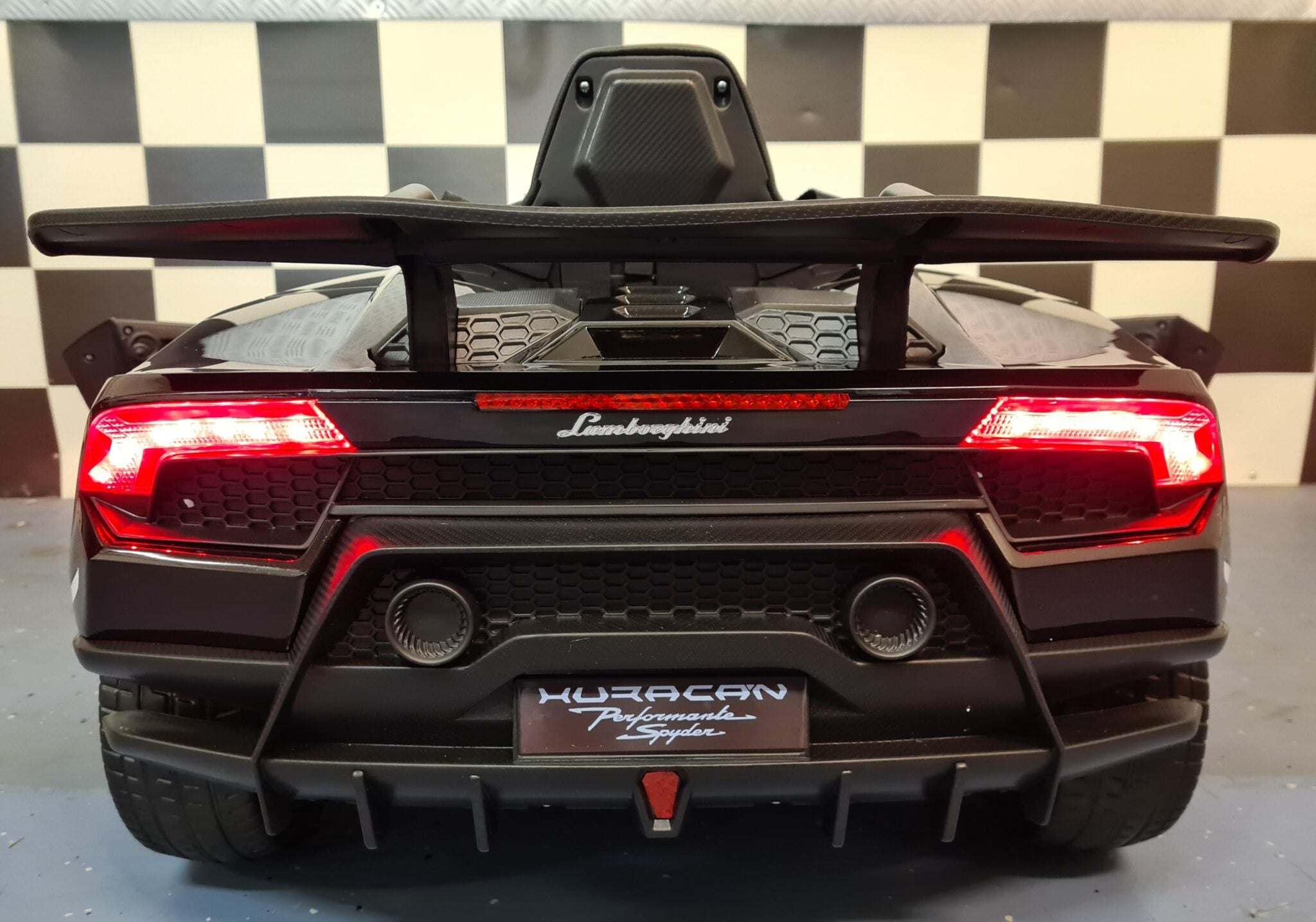 Voiture électrique enfant Lamborghini Huracan 12 V avec télécommande noir métallisé – Racing Star – vue 6