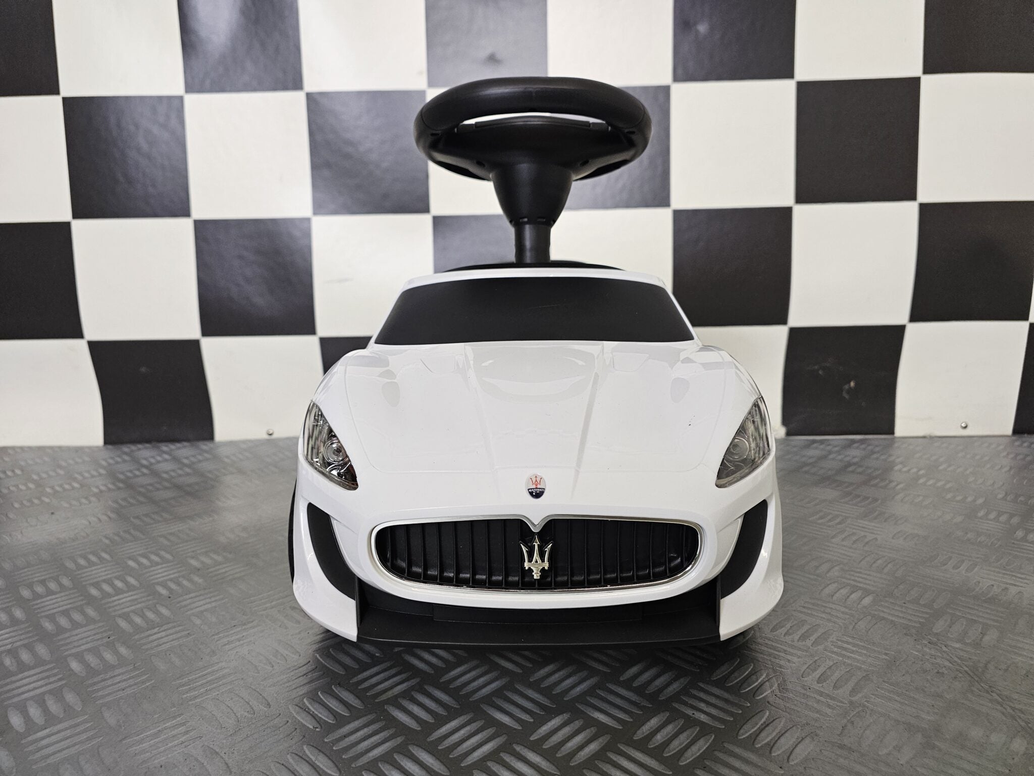 Véhicule électrique enfant Walking Maserati Gran Cabrio – Urban Rider – vue 2