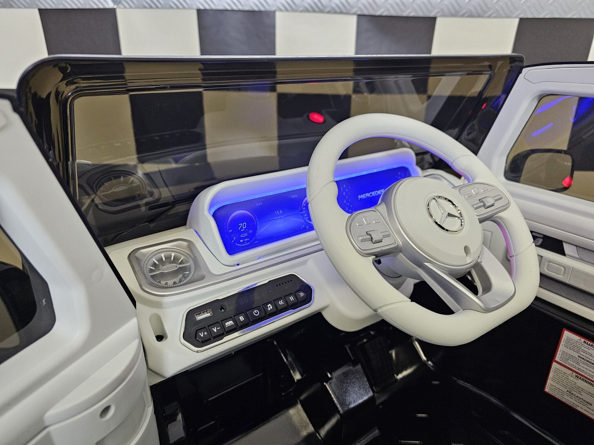 Voiture électrique enfant Mercedes EQG noir 12 V – Urban Rider – vue 9