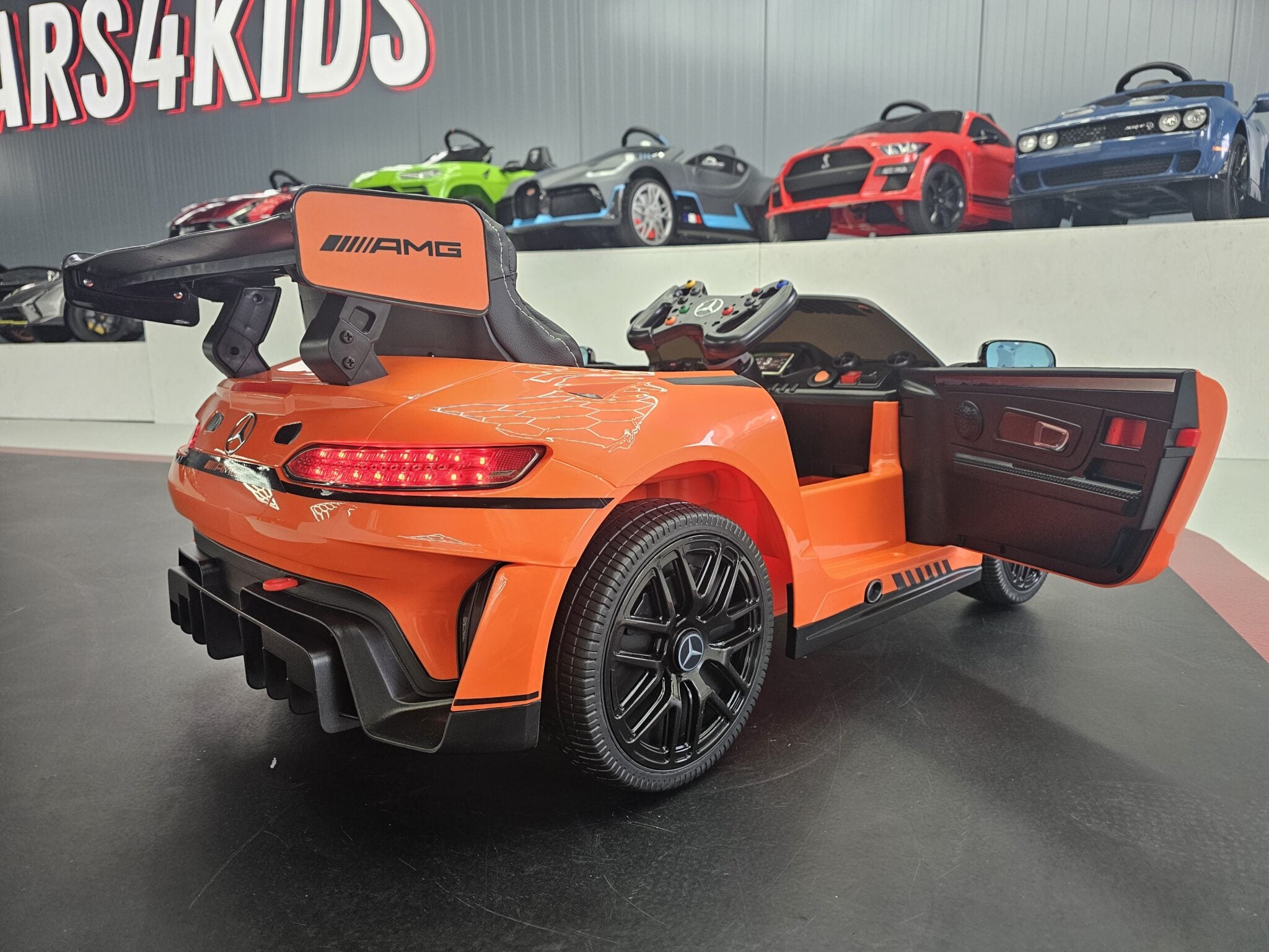 Voiture électrique enfant Mercedes GT3 AMG 12 V – Racing Star – vue 4