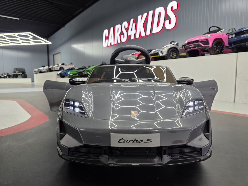 Voiture électrique enfant Porsche Taycan 1 place 12 V gris – Racing Star – vue 2