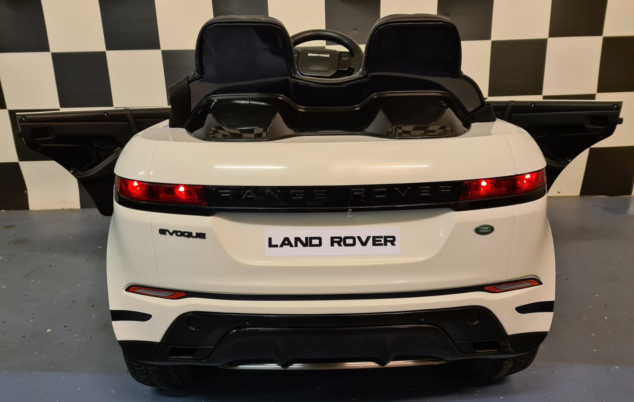 Voiture électrique enfant Range Rover Evoque avec 4 moteurs blanc – Adventure Rider Pro – vue 5