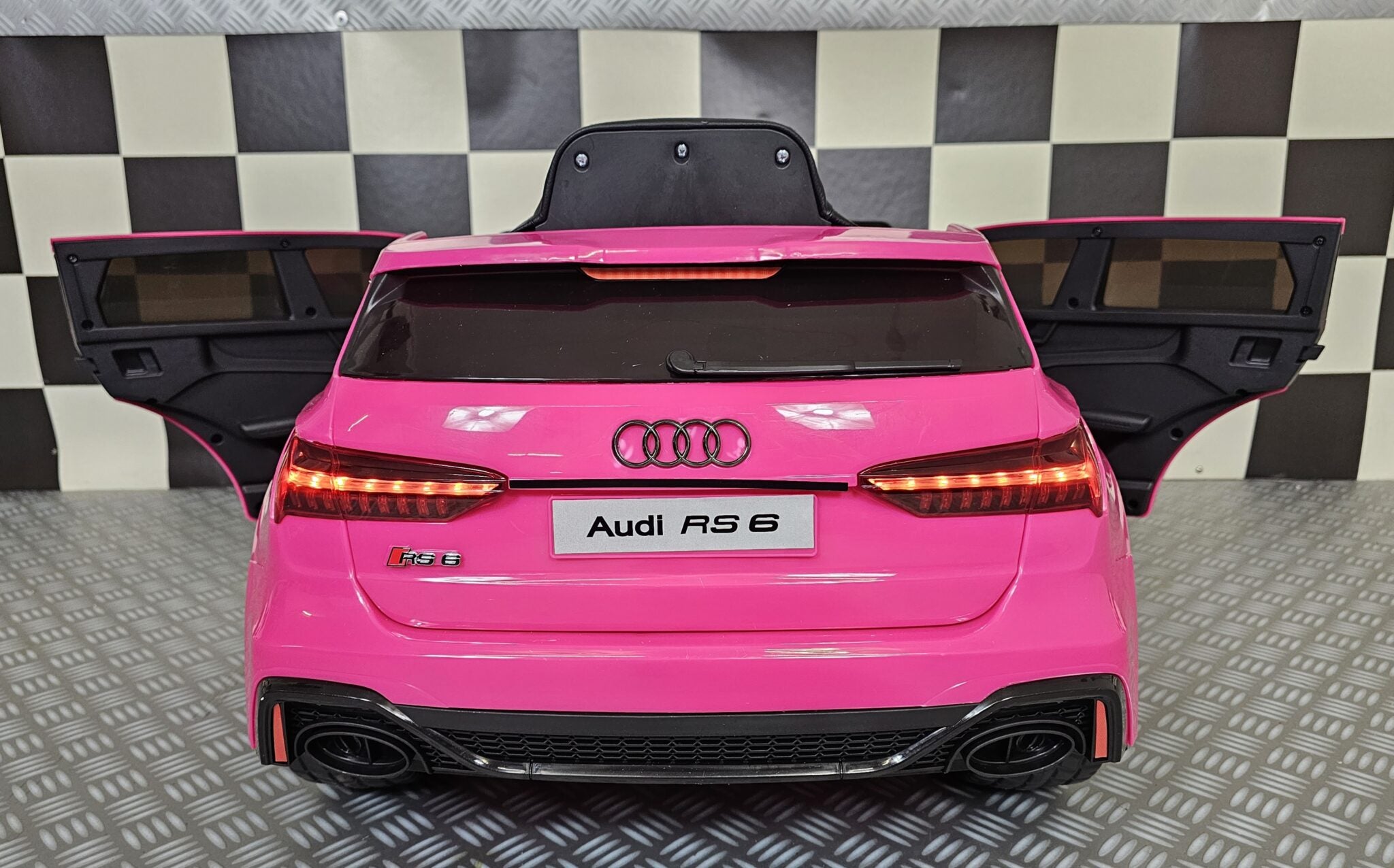 Voiture électrique enfant Audi RS6 12 V rose – Racing Star – vue 6
