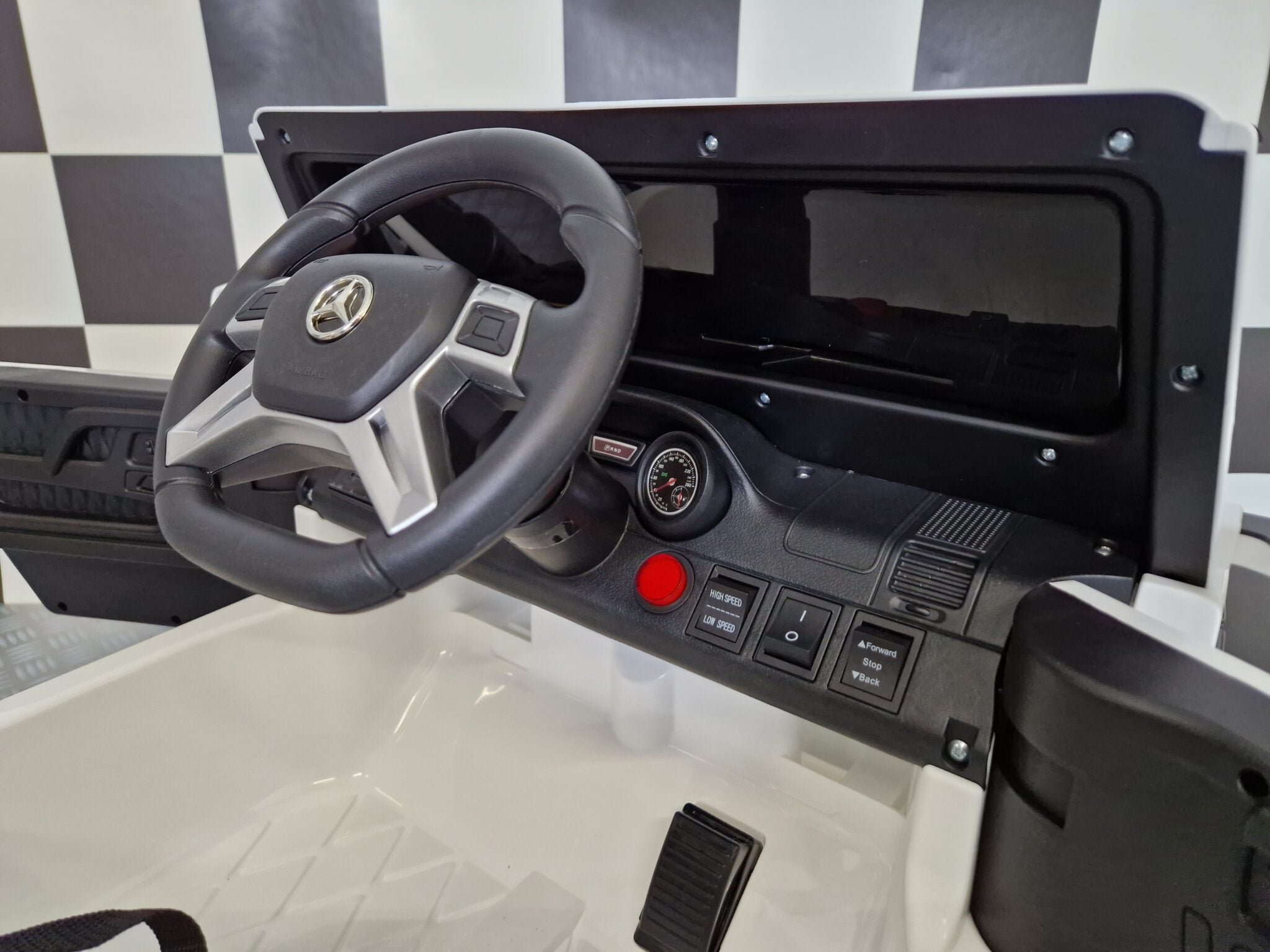 Voiture électrique enfant Mercedes G63 6x6 AMG 1 place blanc – Adventure Rider – vue 10