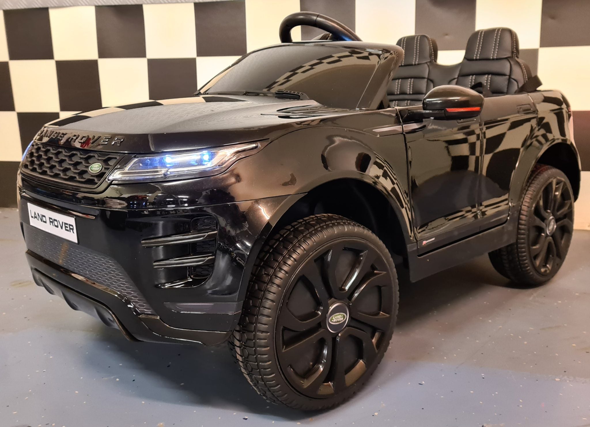 Voiture électrique enfant Range Rover Evoque 4x4 métallisé noir – Adventure Rider – vue 3