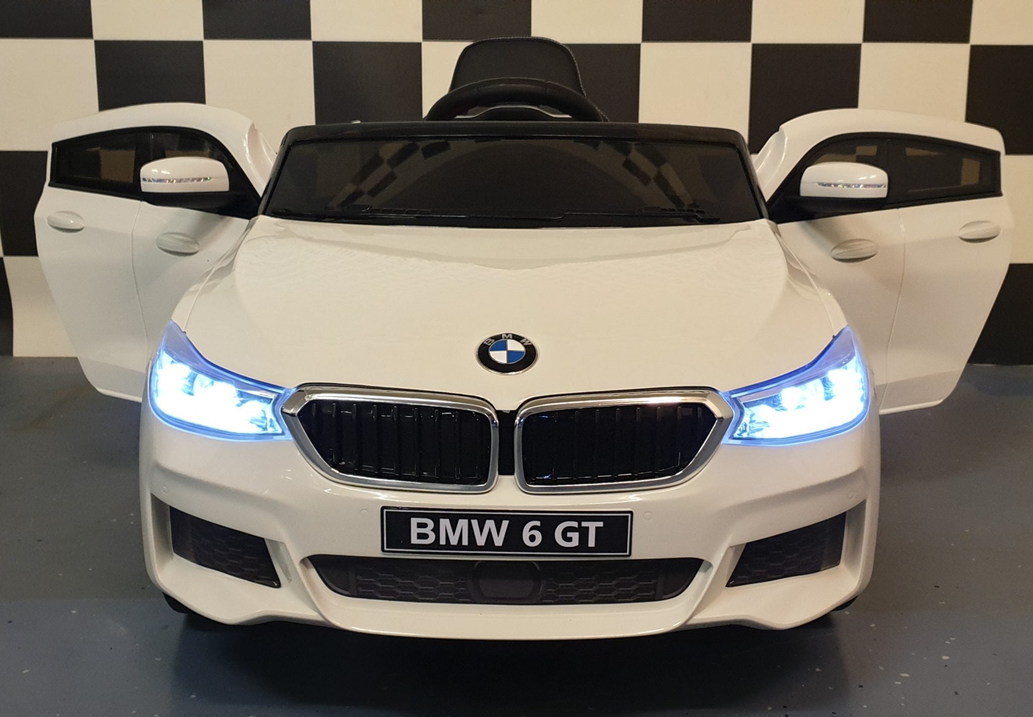 Voiture électrique enfant BMW GT 12 V 2.4G télécommande blanc – Urban Rider – vue 3