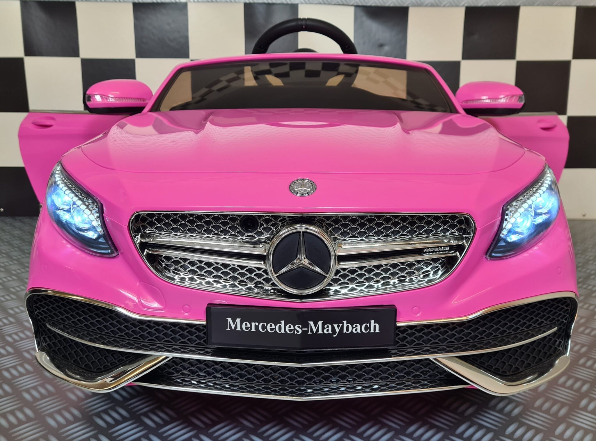 Voiture électrique enfant Mercedes Maybach S650 rose 12 V – Royal Drive – vue 3
