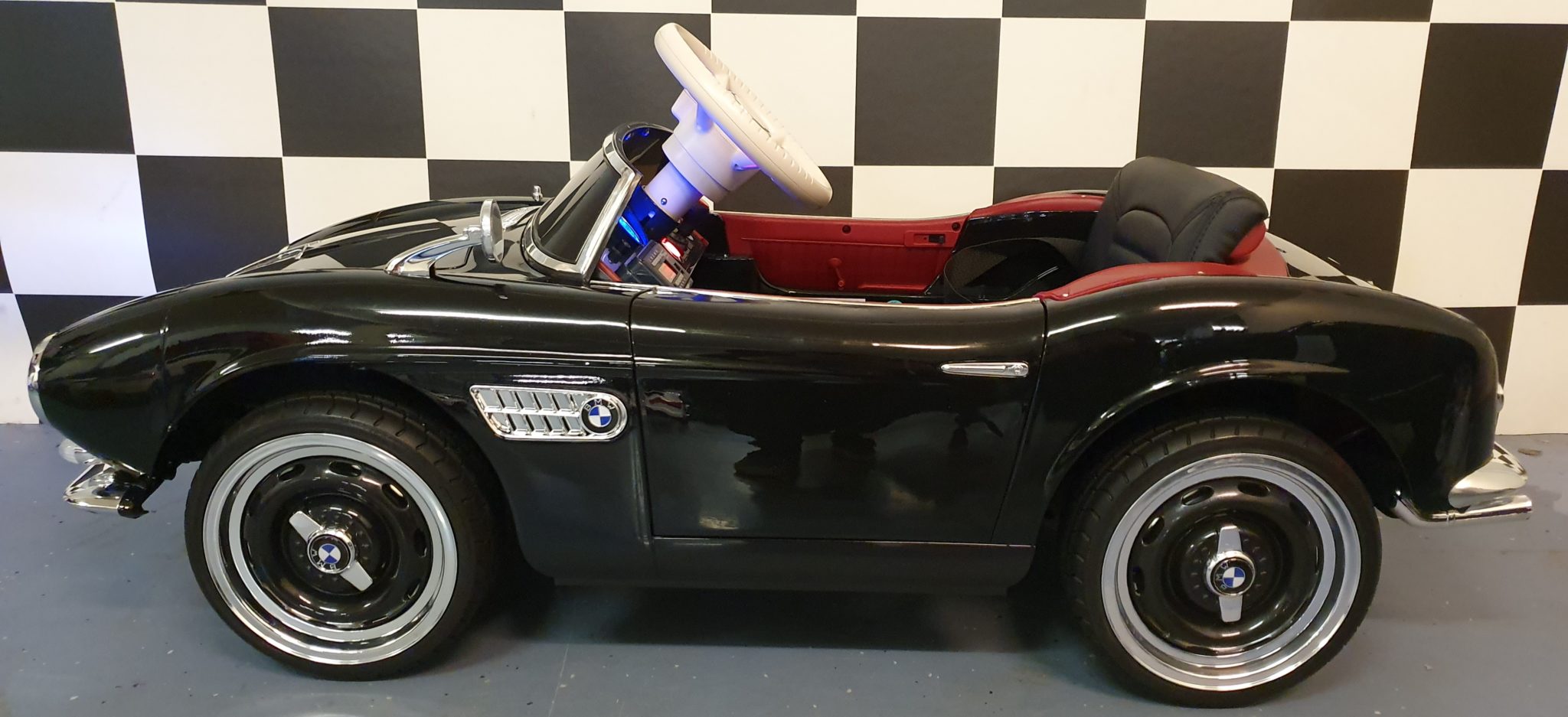 Voiture électrique enfant BMW 507 avec télécommande – Urban Rider – vue 4