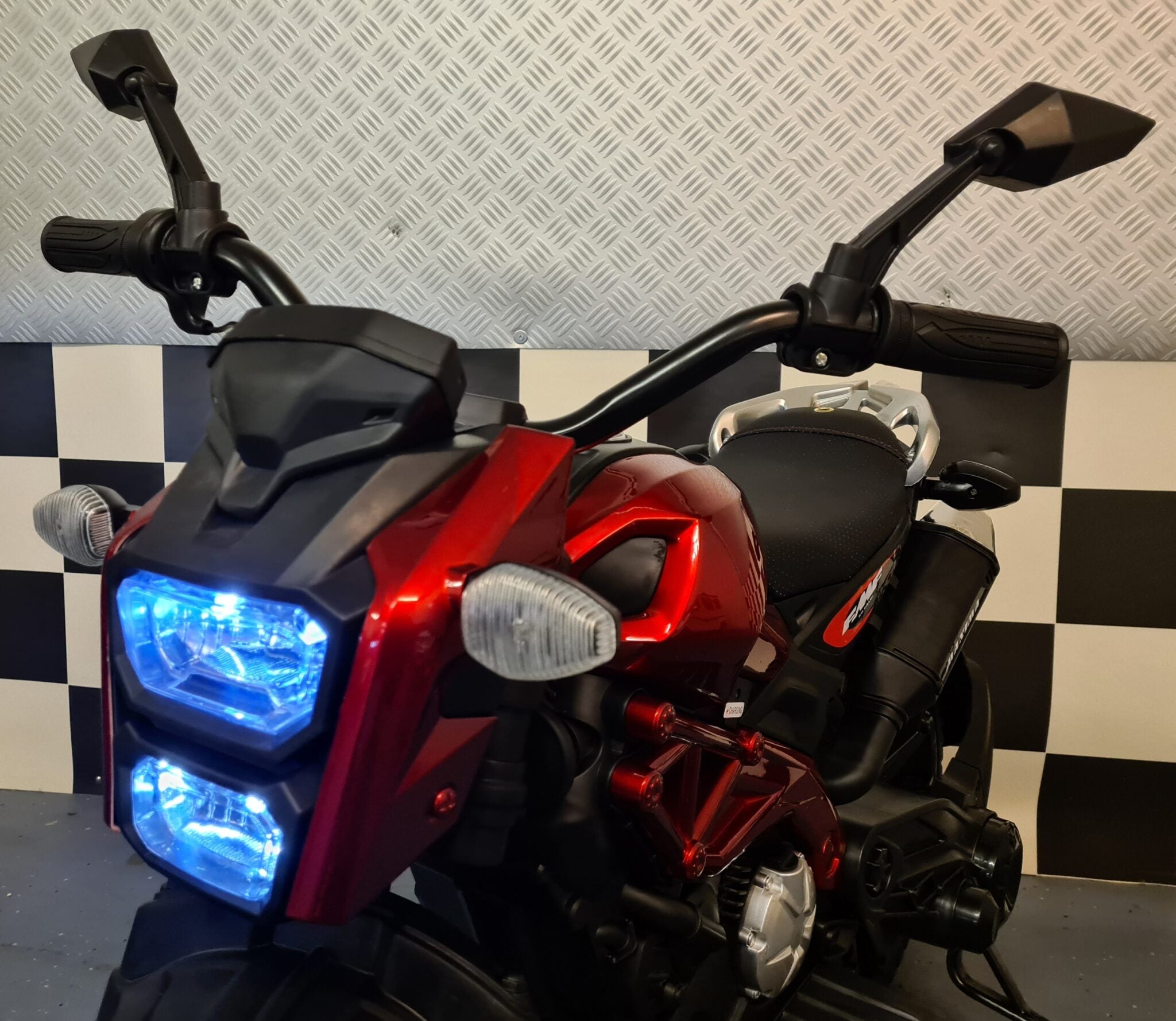 Moto électrique enfant motor Grom Superbike 12 V rouge métallisé – Street Rider – vue 4