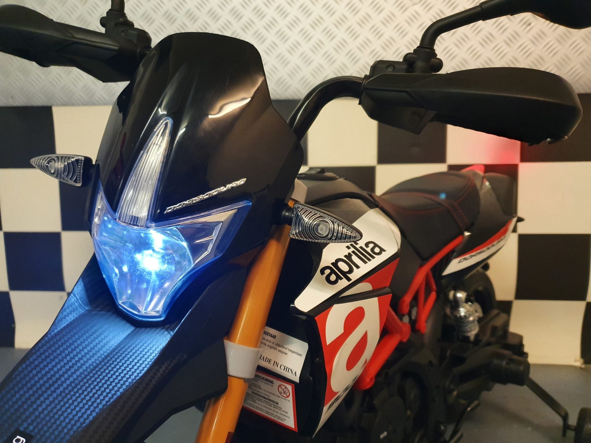 Moto électrique enfant Aprilia Dorsoduro – Street Rider – vue 7